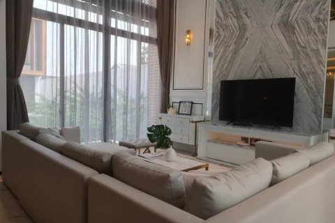 Condo in Khan Na Yao, Bangkok, Thailand, 4 bedrooms  № 133985 - photo 11