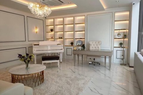 Condo in Khan Na Yao, Bangkok, Thailand, 4 bedrooms  № 133985 - photo 5
