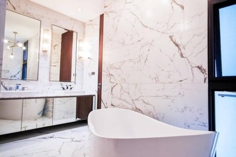 Condo in Khan Na Yao, Bangkok, Thailand, 4 bedrooms  № 133985 - photo 17