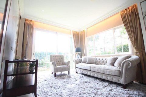 Вилла в Буенг Куме, Бангкок, Таиланд с 3 спальнями  № 133988 - фото 2