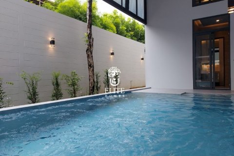 Condo à Bang Sue, Bangkok, Thaïlande, 5 chambres  № 133984 - photo 3