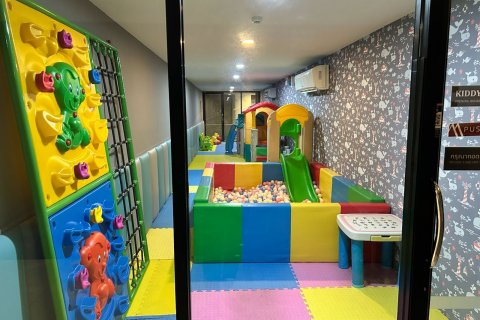 Condo à Phuket, Thaïlande, 2 chambres  № 147898 - photo 29