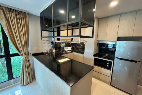 Condo à Phuket, Thaïlande, 2 chambres  № 147898 - photo 3