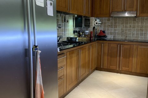 Таунхаус в Кату, Таиланд с 2 спальнями  № 147900 - фото 8