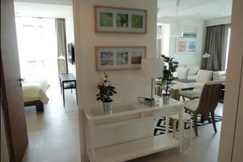 Кондоминиум с 2 спальнями в Кхлонг Сане, Бангкок, Таиланд № 137082 - фото 6