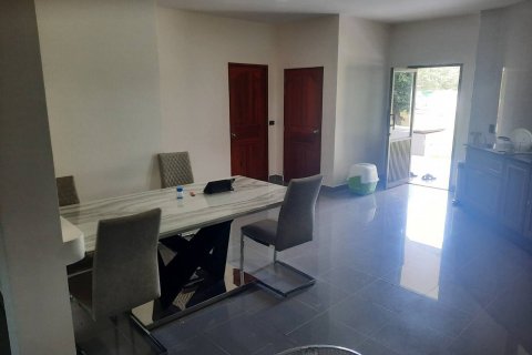 Maison à Buriram, Thaïlande 7 chambres № 137078 - photo 3