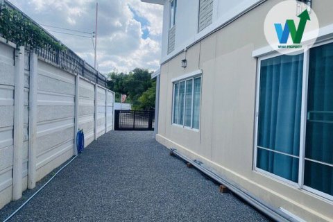 Maison à Pathum Thani, Thaïlande 3 chambres № 171625 - photo 6