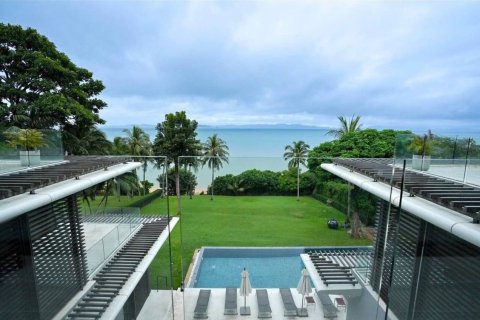 Villa in Phuket, Thailand 4 bedrooms № 171621 - photo 1