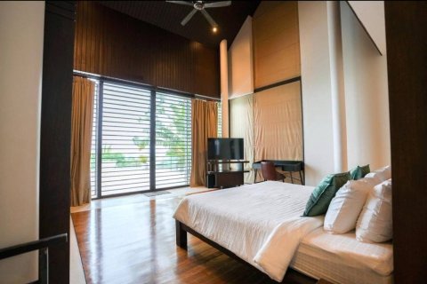 Villa in Phuket, Thailand 4 bedrooms № 171621 - photo 8