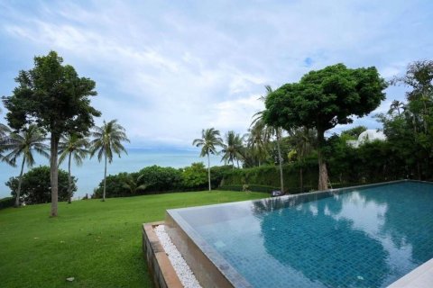 Villa in Phuket, Thailand 4 bedrooms № 171621 - photo 2