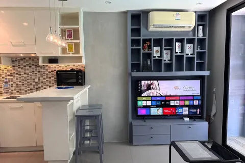 Studio dans le Condo à Kathu, Thaïlande  № 171627 - photo 1