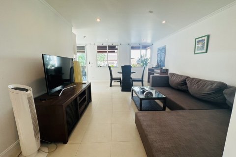 Студия в кондо в Пхукете, Таиланд № 138102 - фото 2