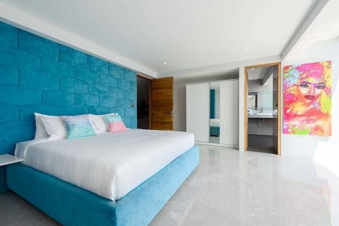 Villa in Ko Samui, Thailand 4 bedrooms № 138103 - photo 17