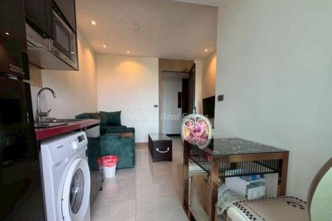 Condo à Bang Lamung, Thaïlande, 1 chambre  № 154526 - photo 2