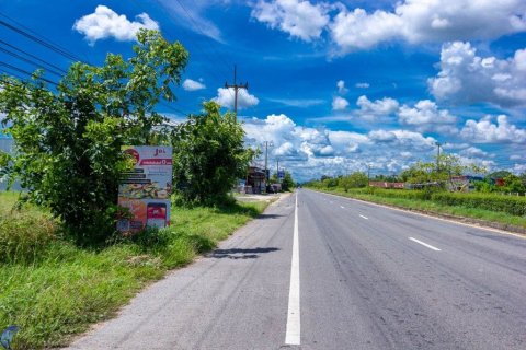 Земельный участок в Убонратчатхани, Таиланд 9600м2  № 171105 - фото 3