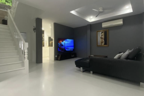 Villa in Kathu, Thailand 3 bedrooms № 171107 - photo 9