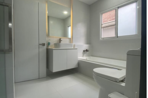 Villa in Kathu, Thailand 3 bedrooms № 171107 - photo 18