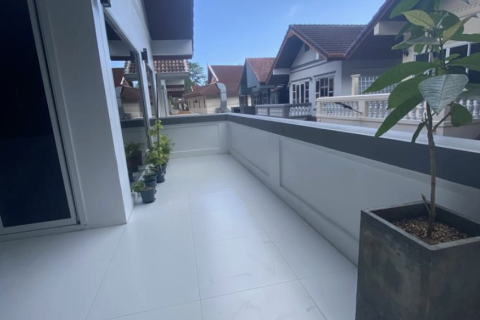 Villa in Kathu, Thailand 3 bedrooms № 171107 - photo 30