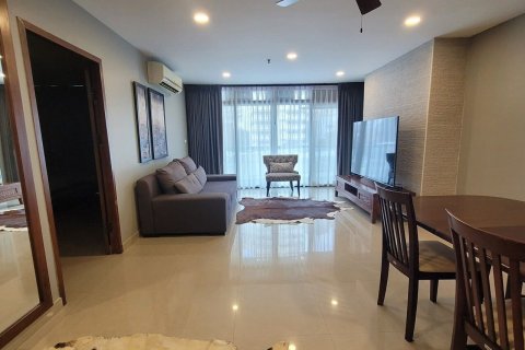 Condo in Watthana, Bangkok, Thailand, 2 bedrooms  № 171103 - photo 15