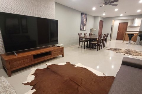 Condo in Watthana, Bangkok, Thailand, 2 bedrooms  № 171103 - photo 6