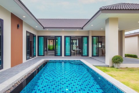 Villa in Pattaya, Thailand 3 bedrooms № 141402 - photo 16