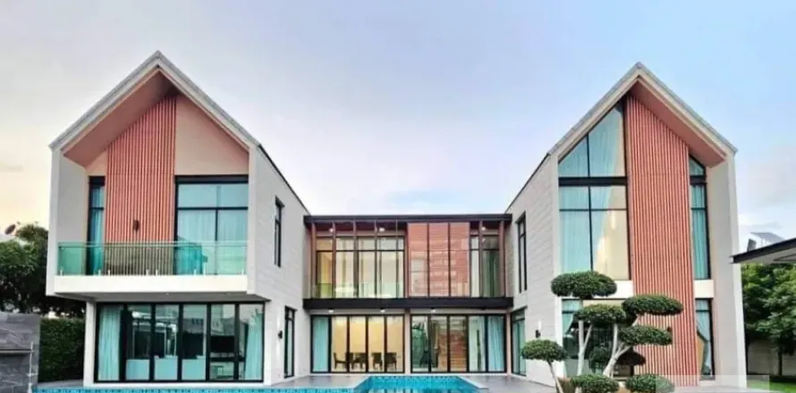 Haus in Min Buri, Bangkok, Thailand 3 Schlafzimmer № 218671