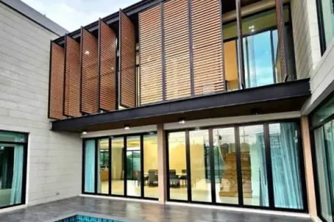 Haus in Min Buri, Bangkok, Thailand 3 Schlafzimmer № 218671 - Foto 2