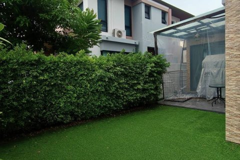 House in Saphan Sung, Bangkok, Thailand 3 bedrooms № 154396 - photo 20