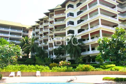 Condominio de 2 dormitorios en Pattaya, Tailandia № 211232 - foto 11