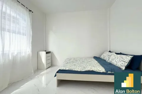 Casa de 3 dormitorios en Pattaya, Tailandia № 211234 - foto 14