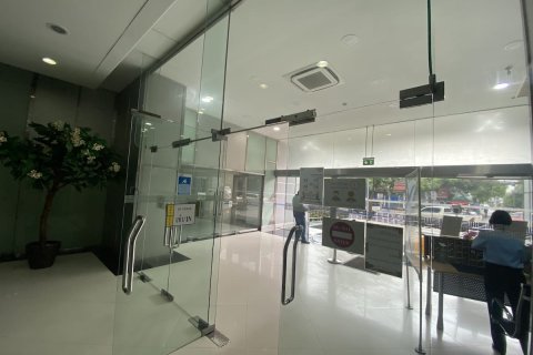 Commercial property in Watthana, Bangkok, Thailand 575.32 sq.m. № 200953 - photo 2