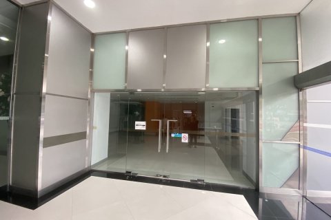 Commercial property in Watthana, Bangkok, Thailand 575.32 sq.m. № 200953 - photo 9