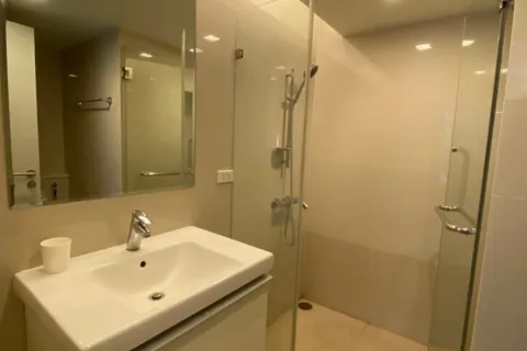 Condo à Khlong Toei, Bangkok, Thaïlande, 1 chambre № 200957 - photo 8