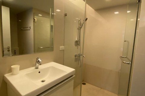 Condo à Khlong Toei, Bangkok, Thaïlande, 1 chambre № 200955 - photo 7