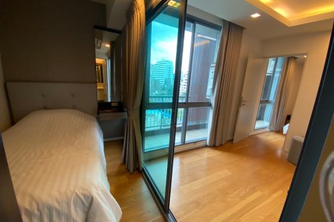 Condo à Khlong Toei, Bangkok, Thaïlande, 2 chambres № 200954 - photo 7