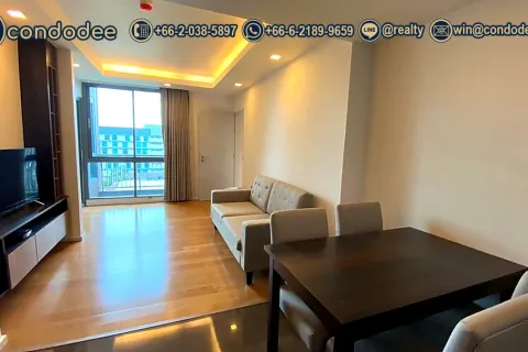 Condo à Khlong Toei, Bangkok, Thaïlande, 2 chambres  № 200954