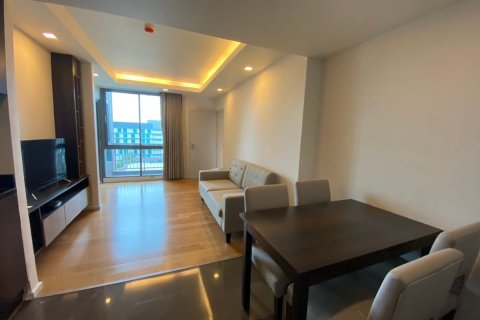 Condo à Khlong Toei, Bangkok, Thaïlande, 2 chambres № 200954 - photo 12
