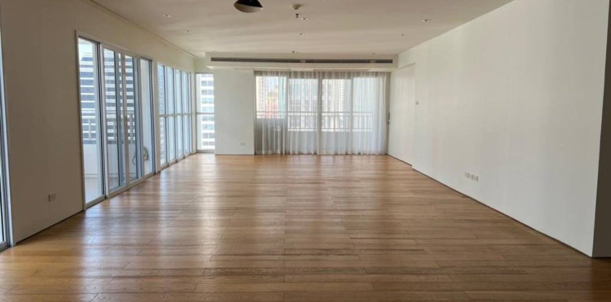 Condo à Bangkok, Thaïlande, 4 chambres  № 157362