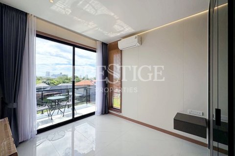 House in Pattaya, Thailand 5 bedrooms № 233781 - photo 21