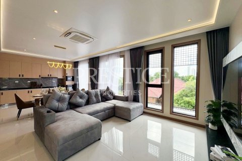 House in Pattaya, Thailand 5 bedrooms № 233781 - photo 6