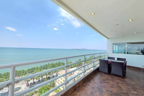 Condo in Pattaya, Thailand, 2 bedrooms  № 170306