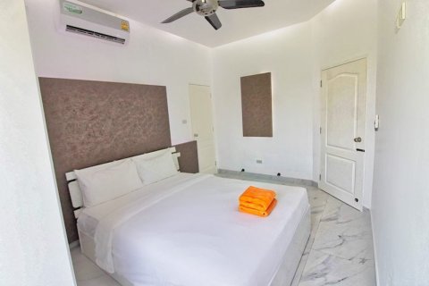 House in Pattaya, Thailand 6 bedrooms № 170305 - photo 11