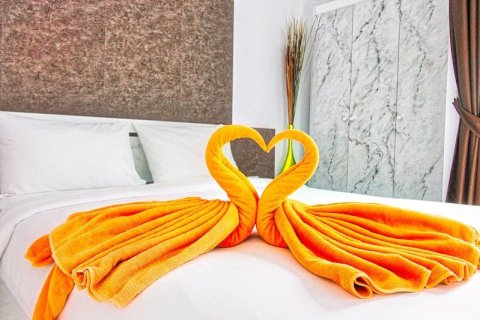 House in Pattaya, Thailand 6 bedrooms № 170305 - photo 10