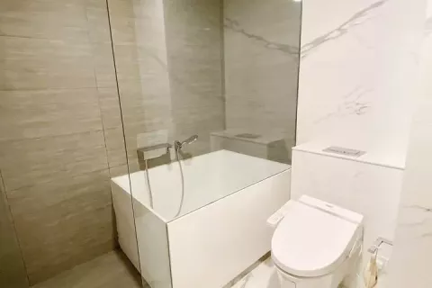 Studio dans le Condo à Watthana, Bangkok, Thaïlande  № 142106 - photo 19