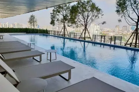 Studio dans le Condo à Watthana, Bangkok, Thaïlande  № 142106 - photo 22