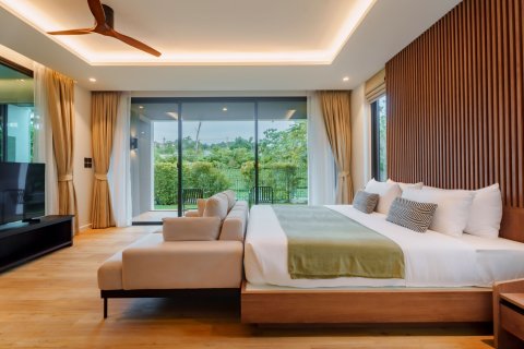 Villa in Phuket, Thailand 3 bedrooms № 164103 - photo 26
