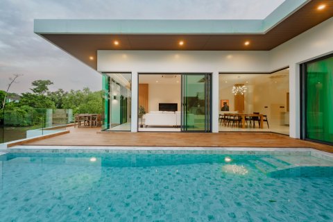 Villa in Phuket, Thailand 3 bedrooms № 164103 - photo 7