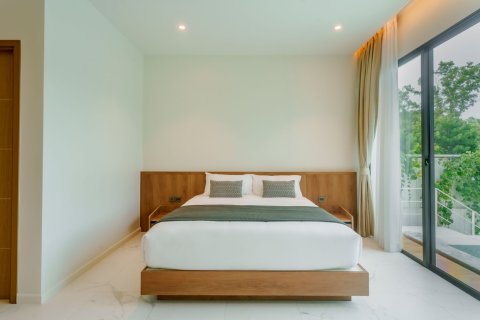 Villa in Phuket, Thailand 3 bedrooms № 164103 - photo 16