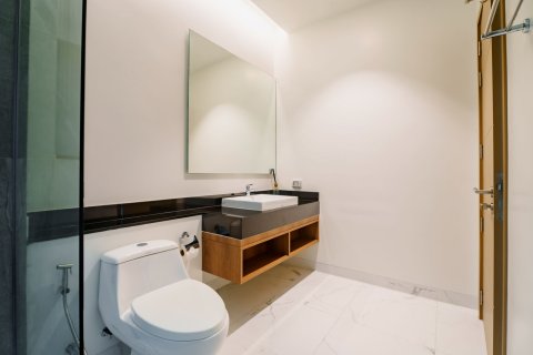 Villa in Phuket, Thailand 3 bedrooms № 164103 - photo 19