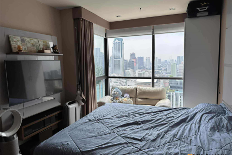 Condo in Bangkok, Thailand, 1 bedroom  № 184880 - photo 2